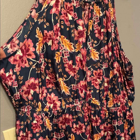 Old Navy Floral XXL Tall Maxi Dress - Black and Orange and Pink - Picture 4 of 16